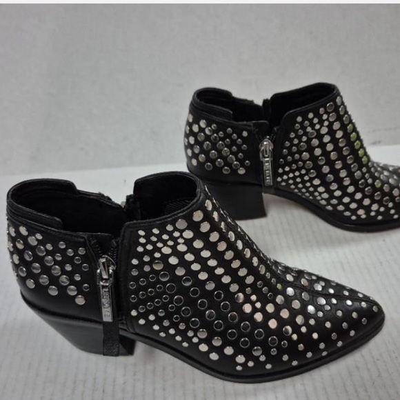1. State Black and Silver Studded Ankle Boots. Sz 5.5 but can fit 6. - Picture 2 of 7